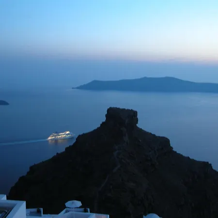 Апартаменты Annio Santorini