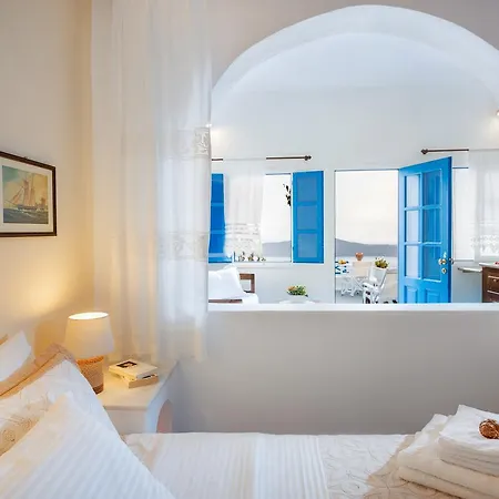 Apartment Annio Santorini