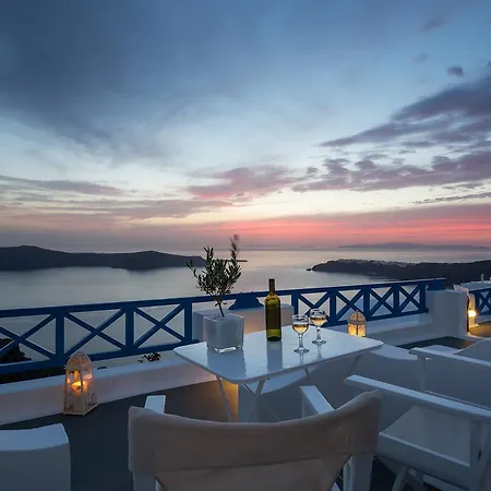 Annio Santorini * Imerovigli (Santorini)