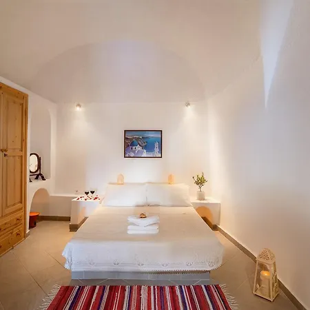 Annio Santorini *